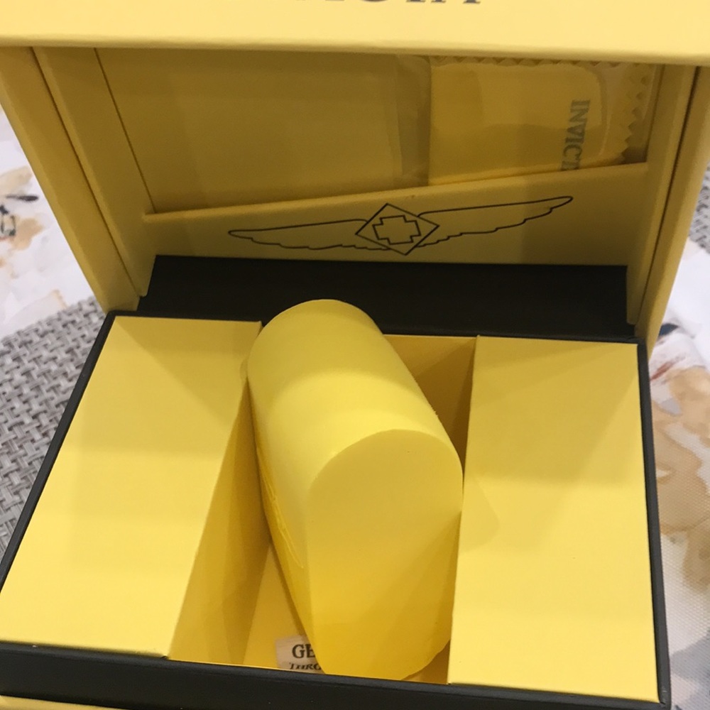 Invicta empty watch box. - Picture 3 of 5